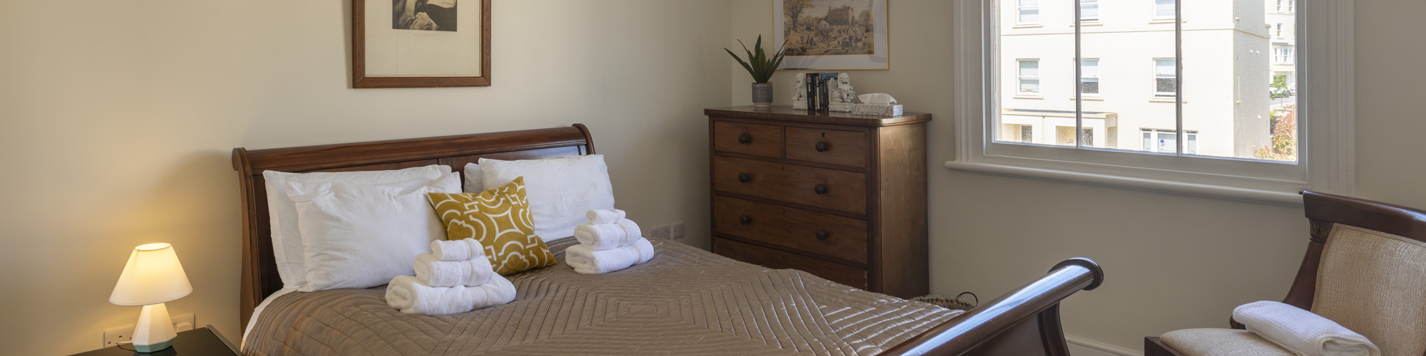 BEDROOMS-BANNER07.jpg