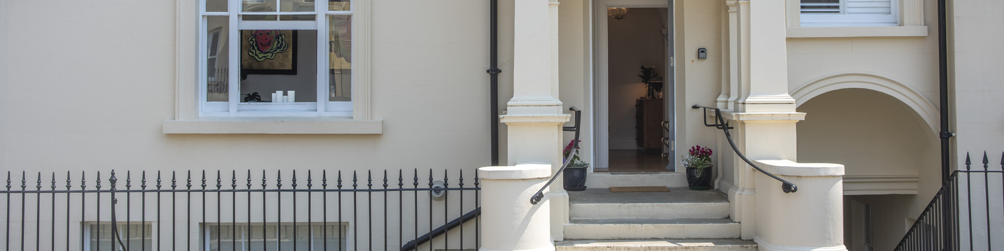 HOME-ENTRANCE-06.jpg