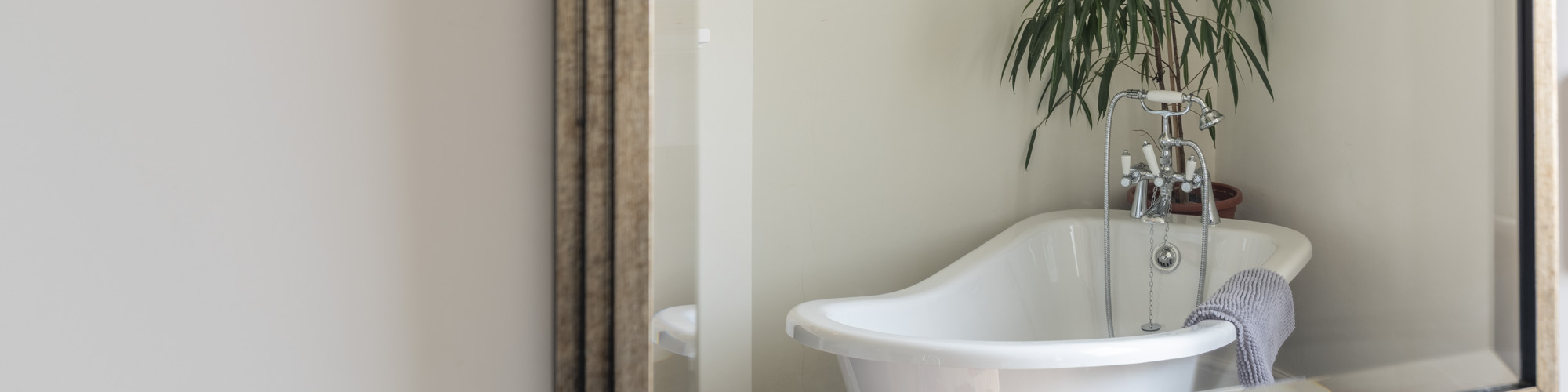 BEDROOMS-BANNER03.jpg